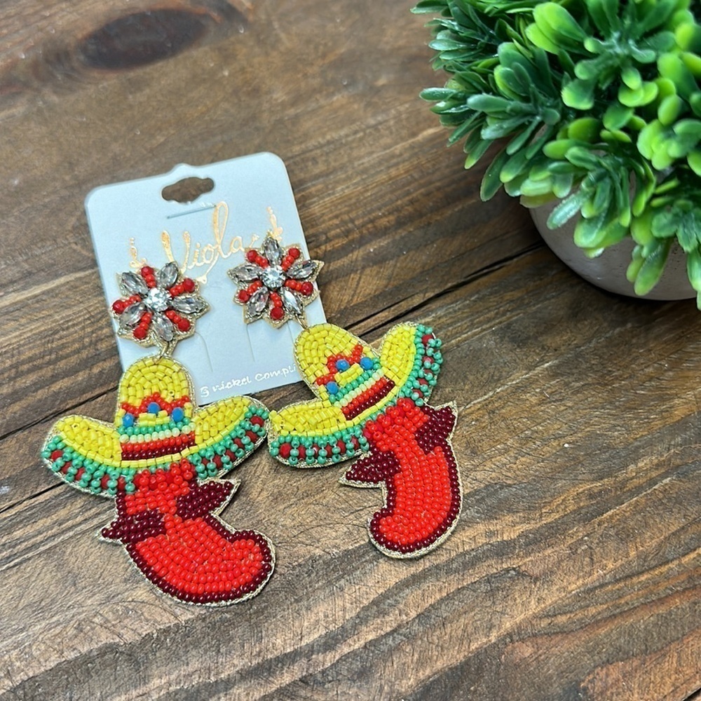 SOMBRERO Pepper Beaded Statement Earrings